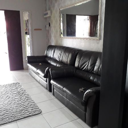 Damai Holiday Homestay Malacca Exterior foto